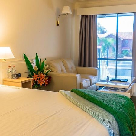The Palms Dubboモーテル エクステリア 写真